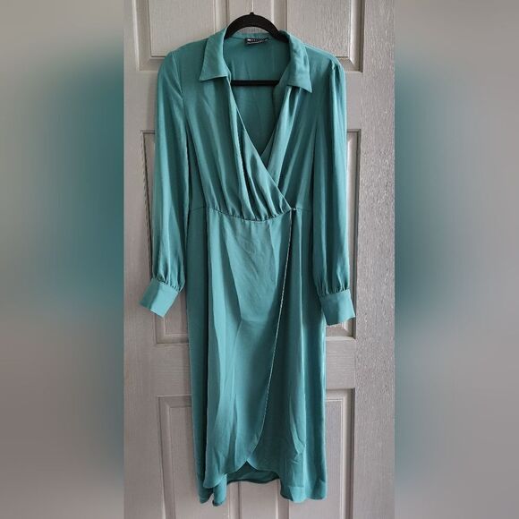 ASOS design, green faux wrap around dress, size 8 - Picture 1 of 6